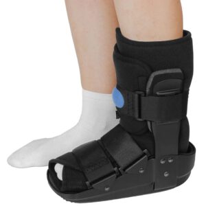 Tynor Walker Boot Air Short D52