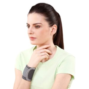 Tynor Wrist Brace With Double Lock E05